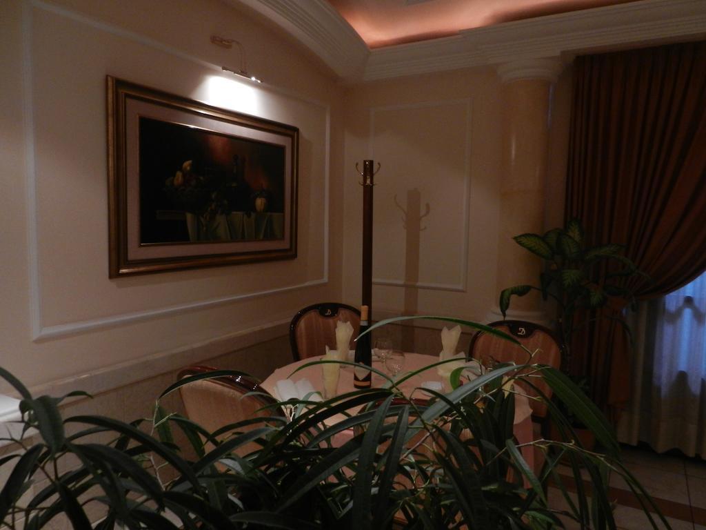 Guesthouse Ellite Pozarevac Ngoại thất bức ảnh